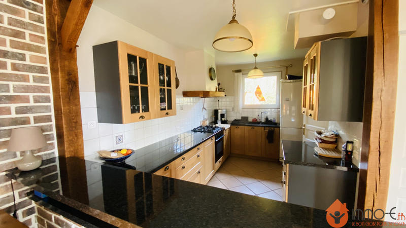 Maison - 90 m² - 5 pièces