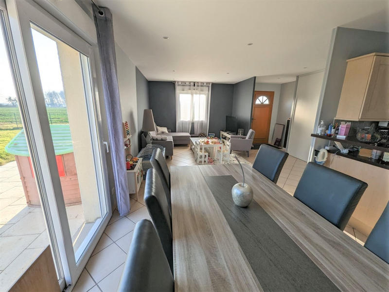 Maison - 111 m² - 6 pièces