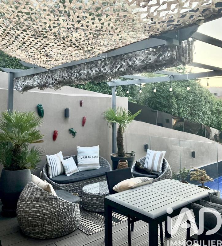 Maison - 150 m² - 5 pièces