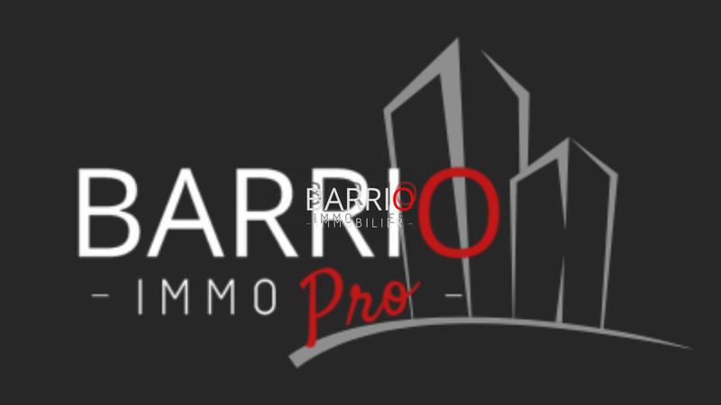 Maison - 320 m² - 1 pièce