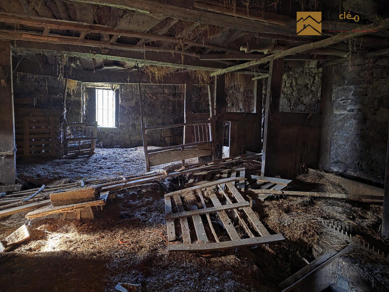 Maison ancienne - 295 m² - 1 pièce