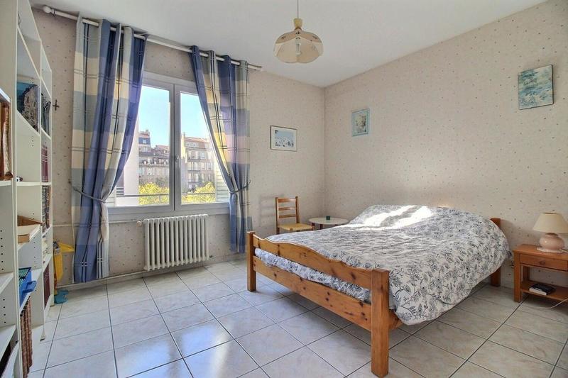 Appartement - 91 m² - 5 pièces
