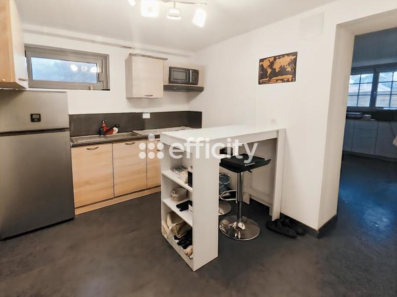 Maison - 159 m² - 6 pièces