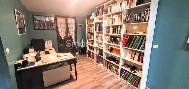 Maison - 180 m² - 7 pièces