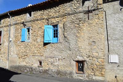 Maison - 85 m² - 6 pièces