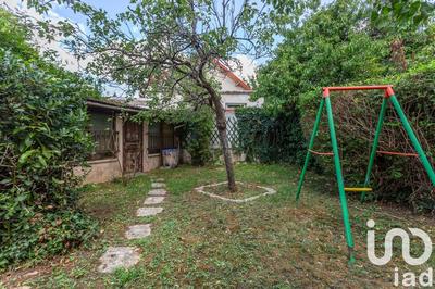 Maison - 121 m² - 6 pièces