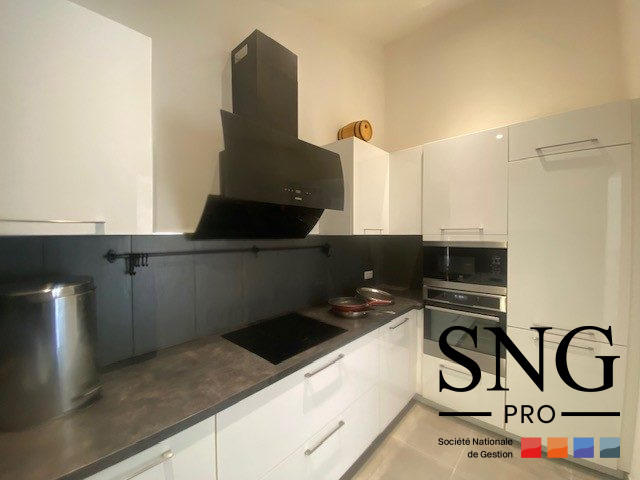 Maison - 293 m² - 5 pièces