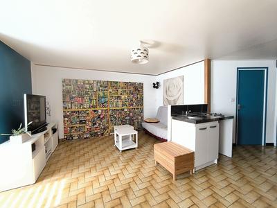 Maison - 182 m² - 7 pièces