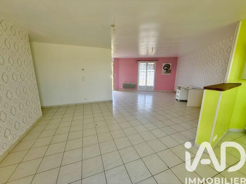 Maison - 90 m² - 5 pièces