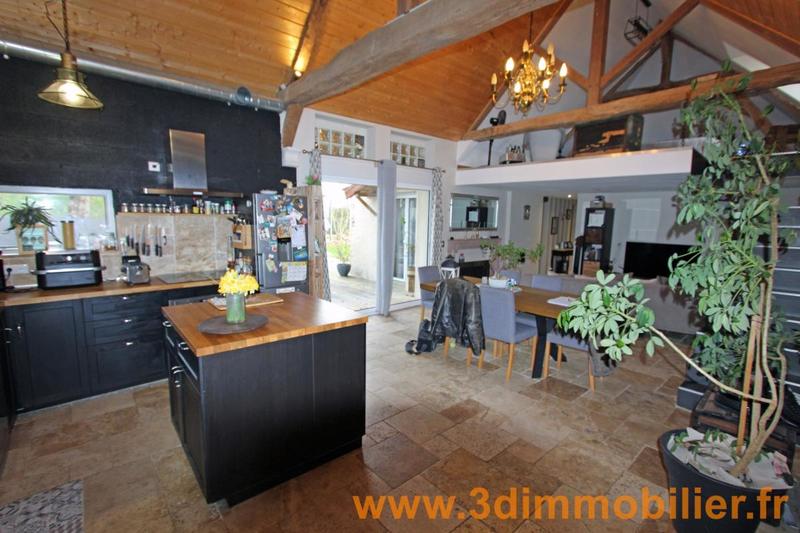 Maison - 107 m² - 4 pièces