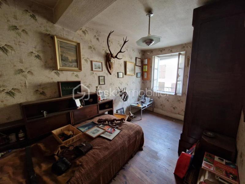 Immeuble - 120 m² - 8 pièces