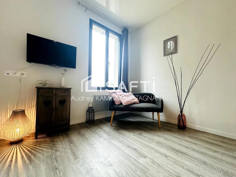 Maison - 268 m² - 9 pièces