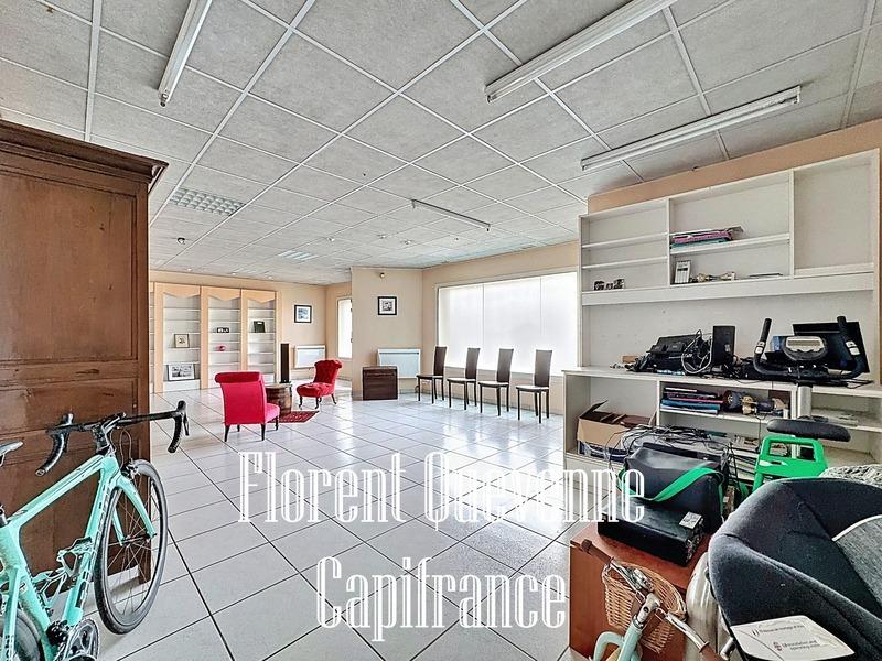 Maison - 298 m² - 7 pièces