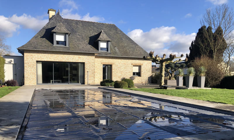 Maison - 196 m² - 7 pièces