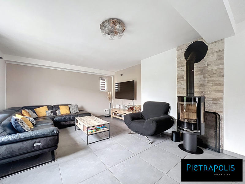 Maison - 193 m² - 6 pièces