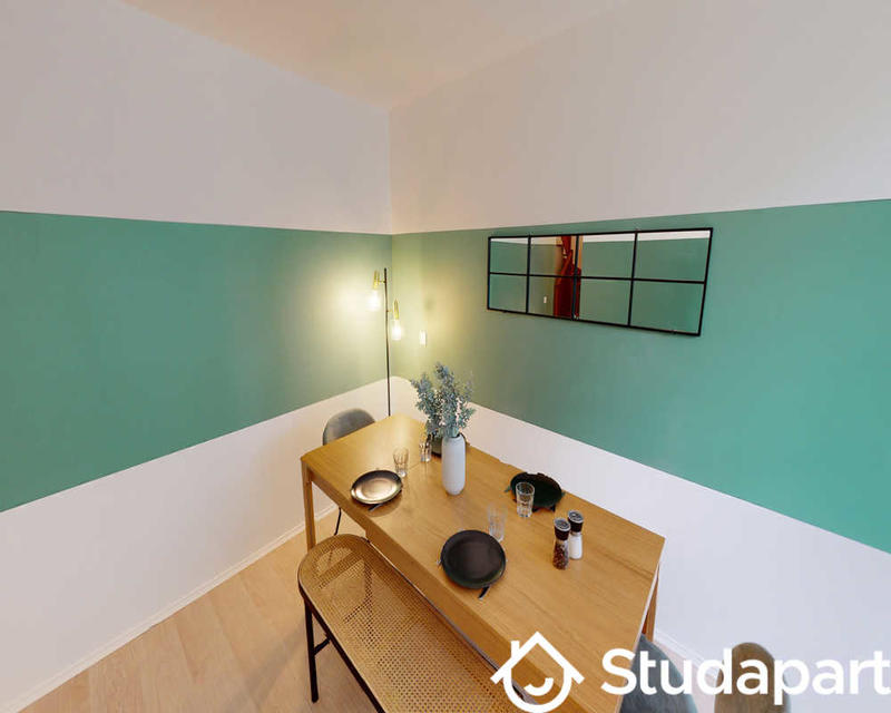 Chambre - 140 m² - 1 pièce