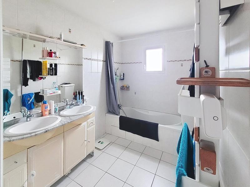 Maison - 107 m² - 4 pièces