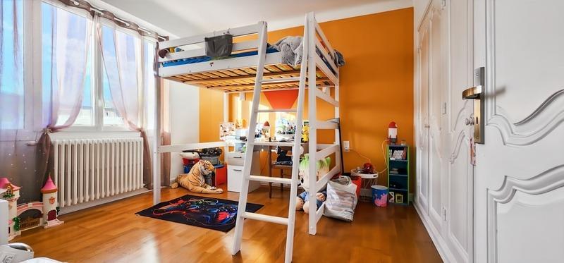 Maison bourgeoise - 250 m² - 7 pièces