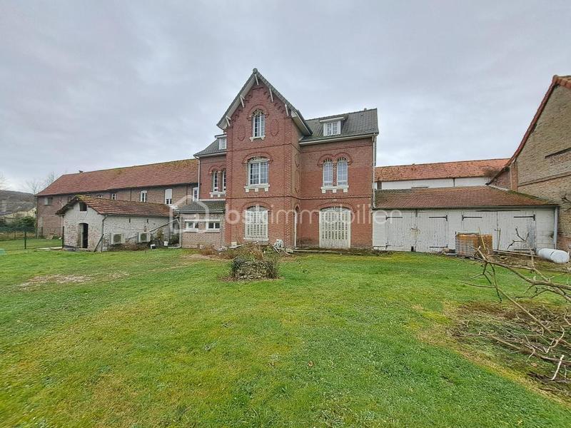 Maison - 310 m² - 11 pièces