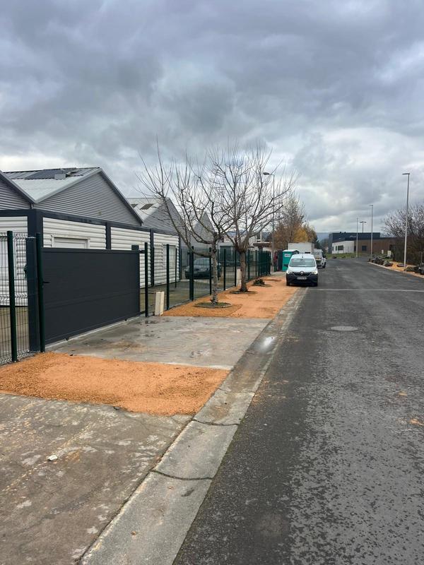 Entrepôt - 8 245 m²