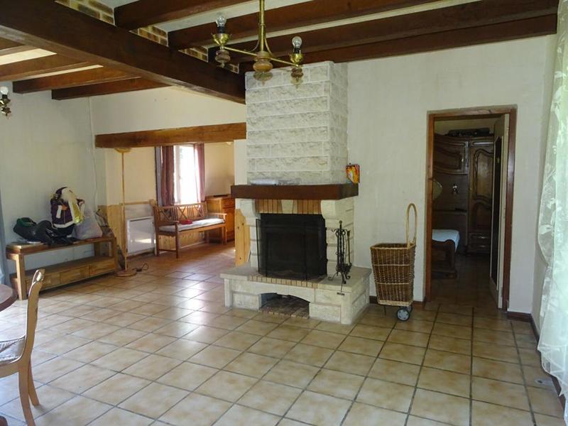 Maison - 84 m² - 5 pièces