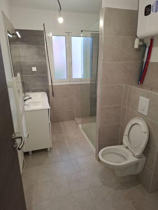 Appartement - 75 m² - 3 pièces