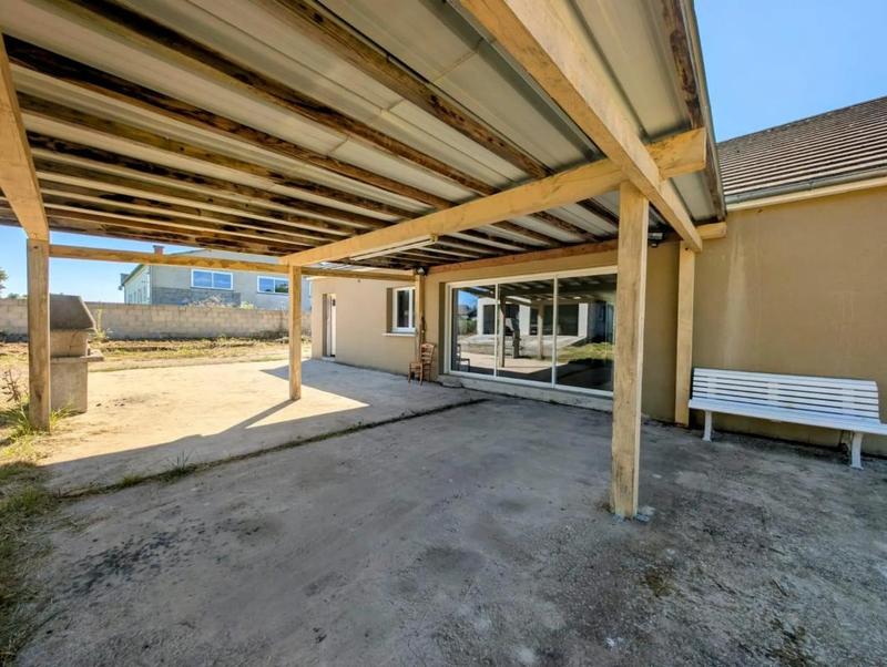 Maison - 220 m² - 9 pièces