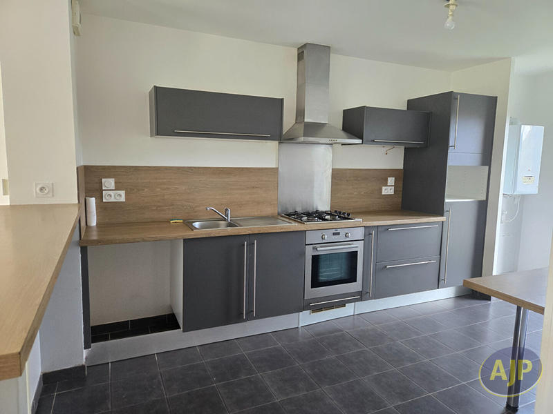 Maison - 109 m² - 6 pièces