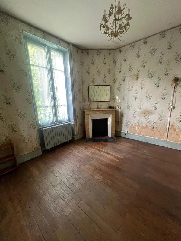 Maison - 85 m² - 4 pièces