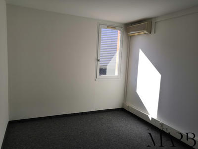 Bureau - 12 m²