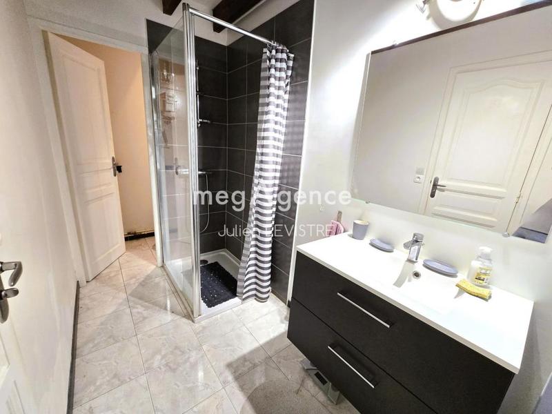 Maison - 177 m² - 5 pièces