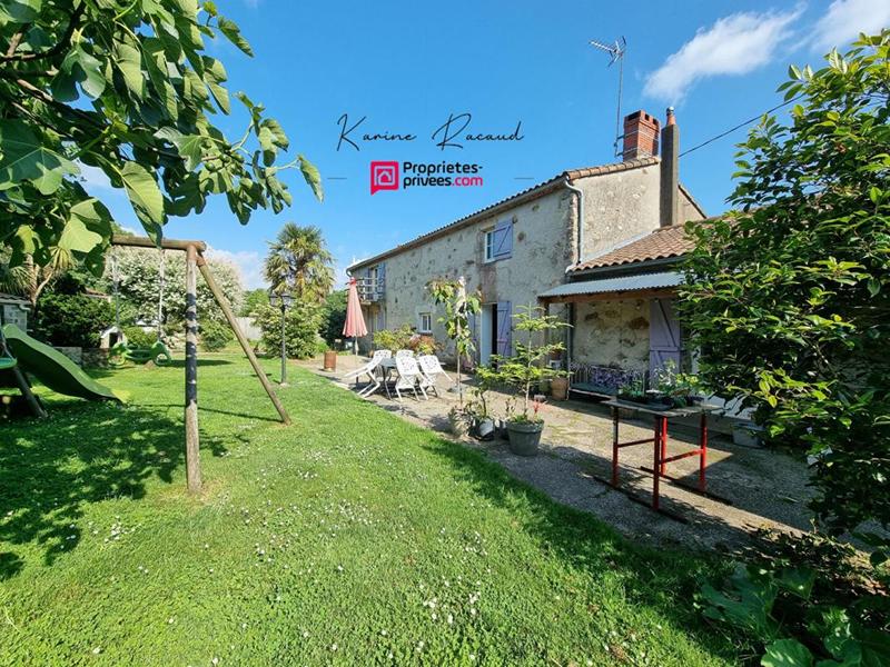 Maison - 201 m² - 8 pièces