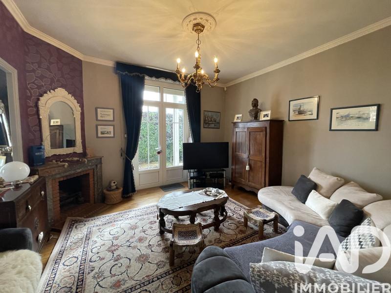 Maison - 163 m² - 7 pièces