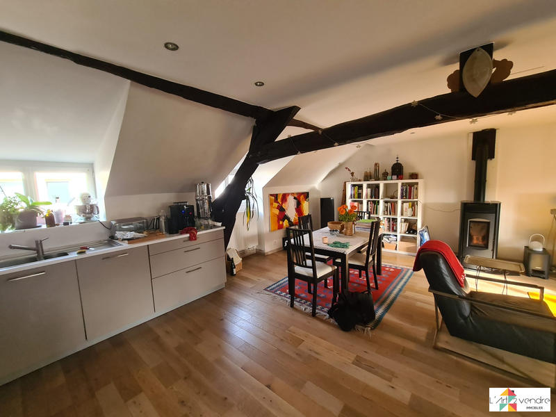 Appartement - 104 m² - 4 pièces