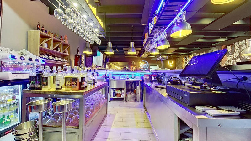 Fonds de commerce - 200 m²