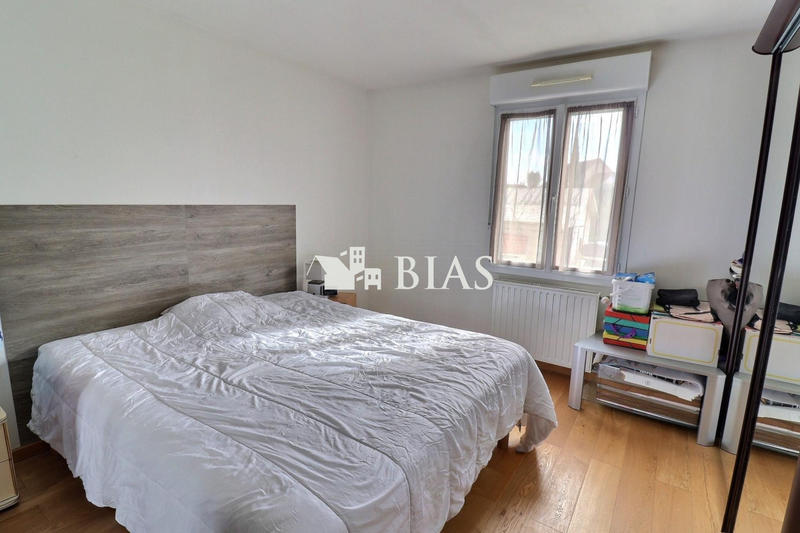 Maison - 137 m² - 5 pièces