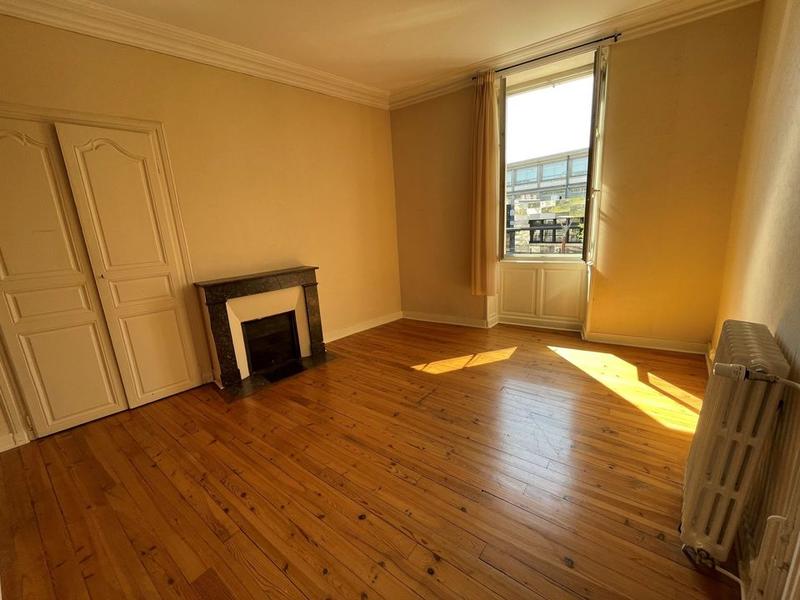 Appartement - 105 m² - 3 pièces