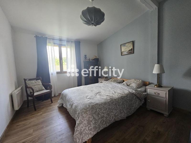 Maison - 145 m² - 6 pièces