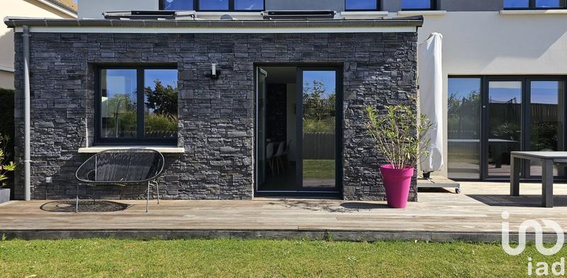 Maison - 140 m² - 6 pièces