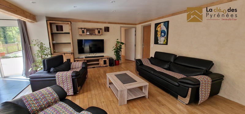 Maison ancienne - 362 m² - 15 pièces