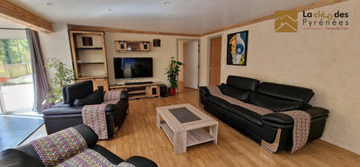 Maison ancienne - 362 m² - 15 pièces