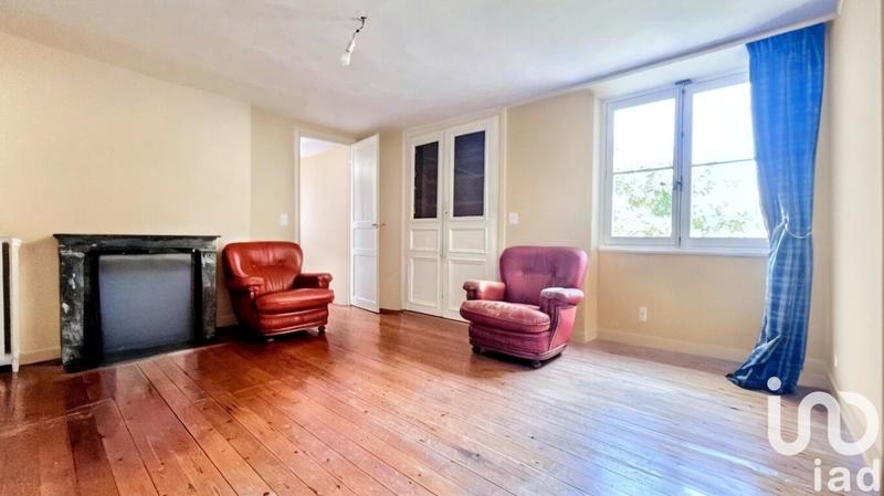 Maison - 325 m² - 10 pièces