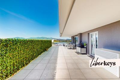 Appartement - 110 m² - 5 pièces