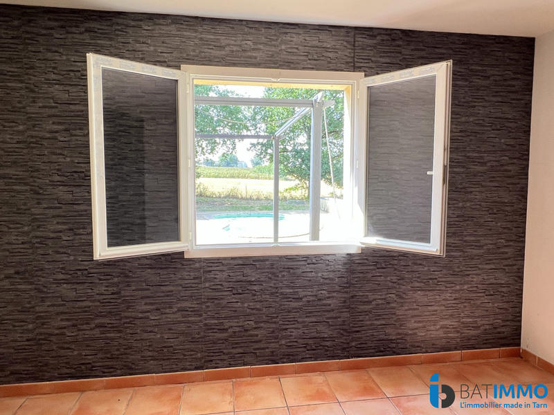 Maison - 211 m² - 9 pièces