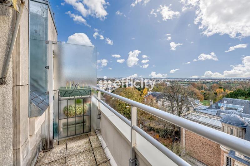 Appartement - 144 m² - 6 pièces