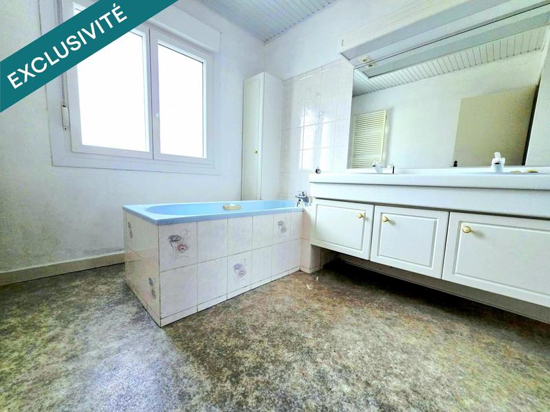 Maison - 97 m² - 6 pièces