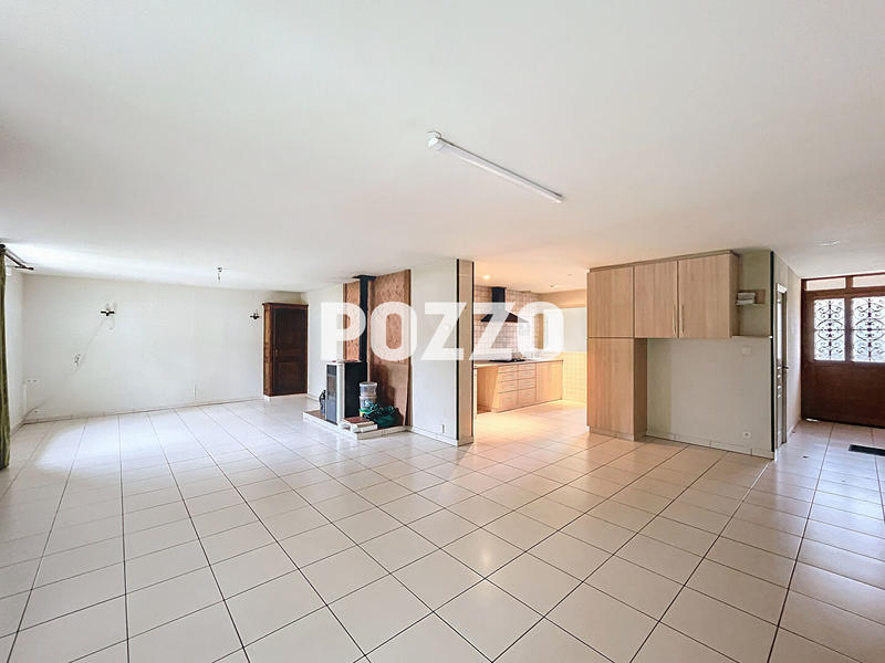 Maison - 210 m² - 7 pièces