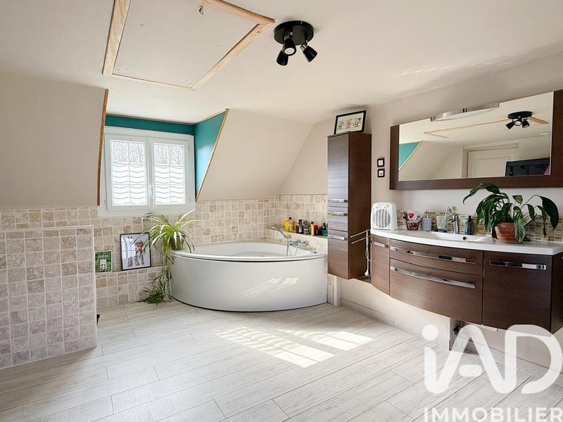 Maison - 171 m² - 5 pièces