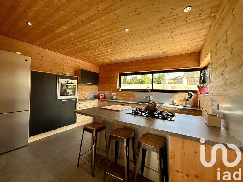 Maison - 190 m² - 7 pièces