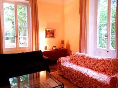 Propriété - 800 m² - 14 pièces